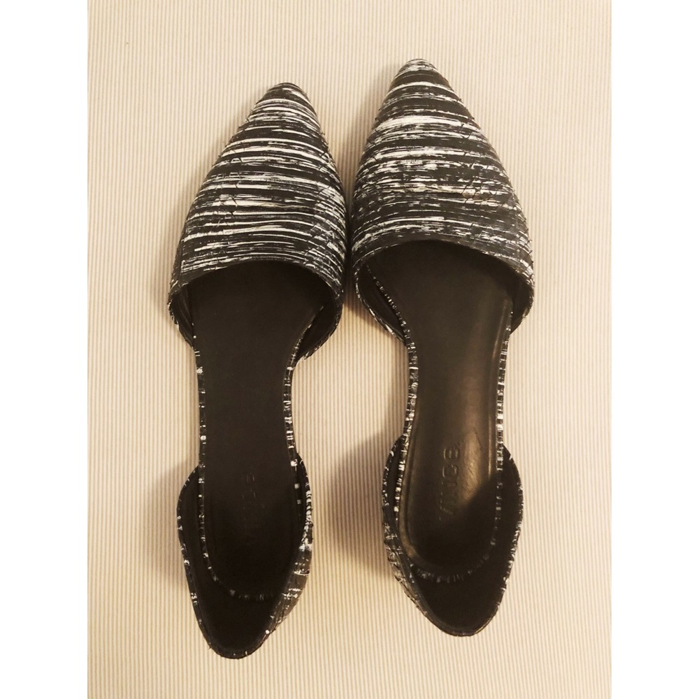 Vince Nina D'Orsay 9.5 Black White Snakeskin Flat